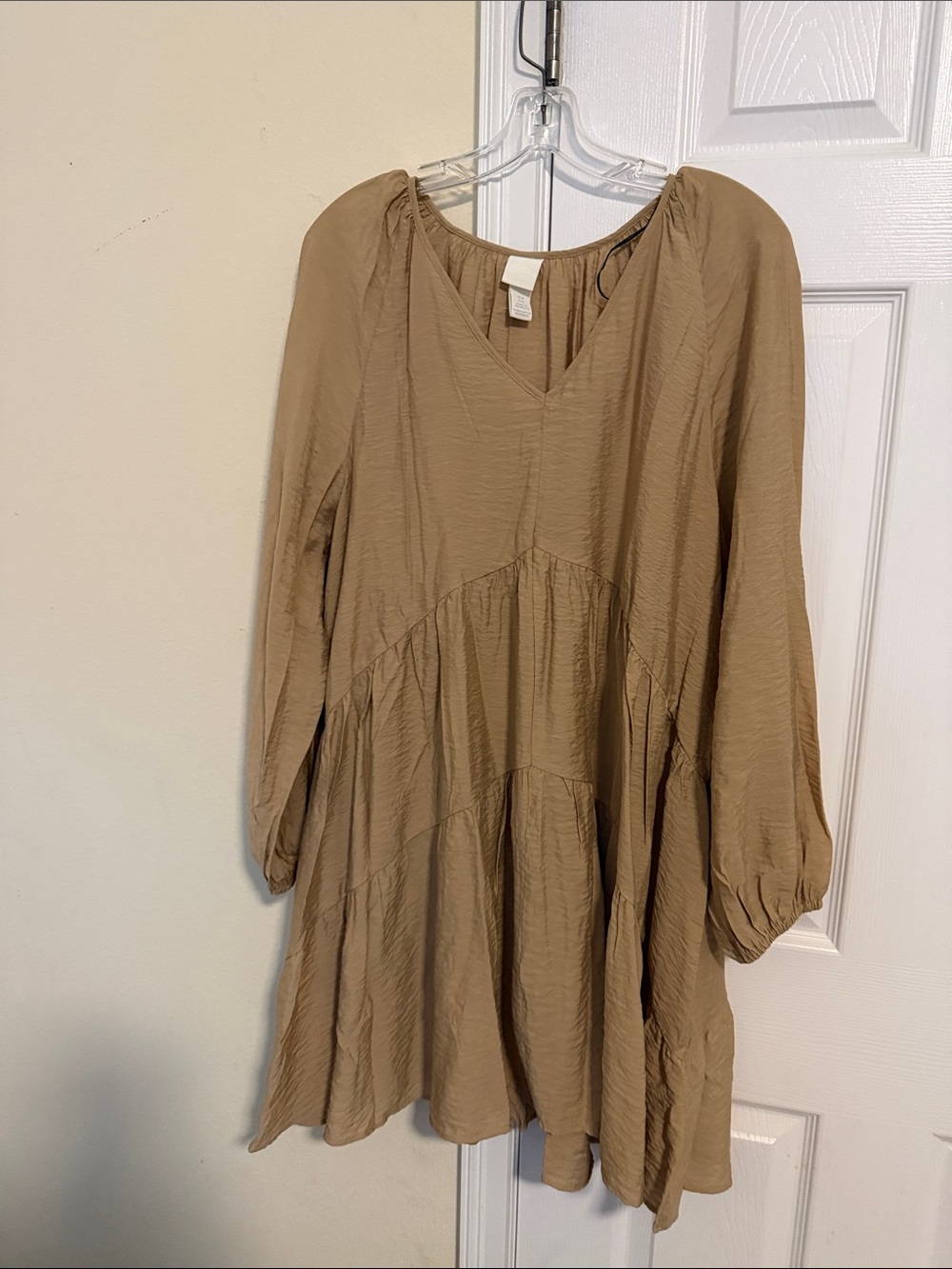 H&M Tan V-Neck Tiered Long-Sleeve dress